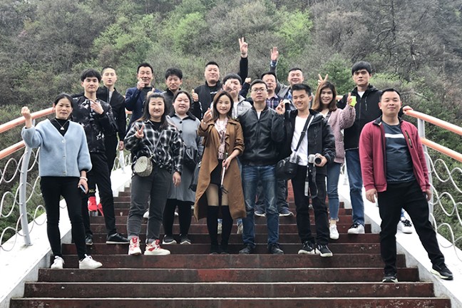 outdoor team building