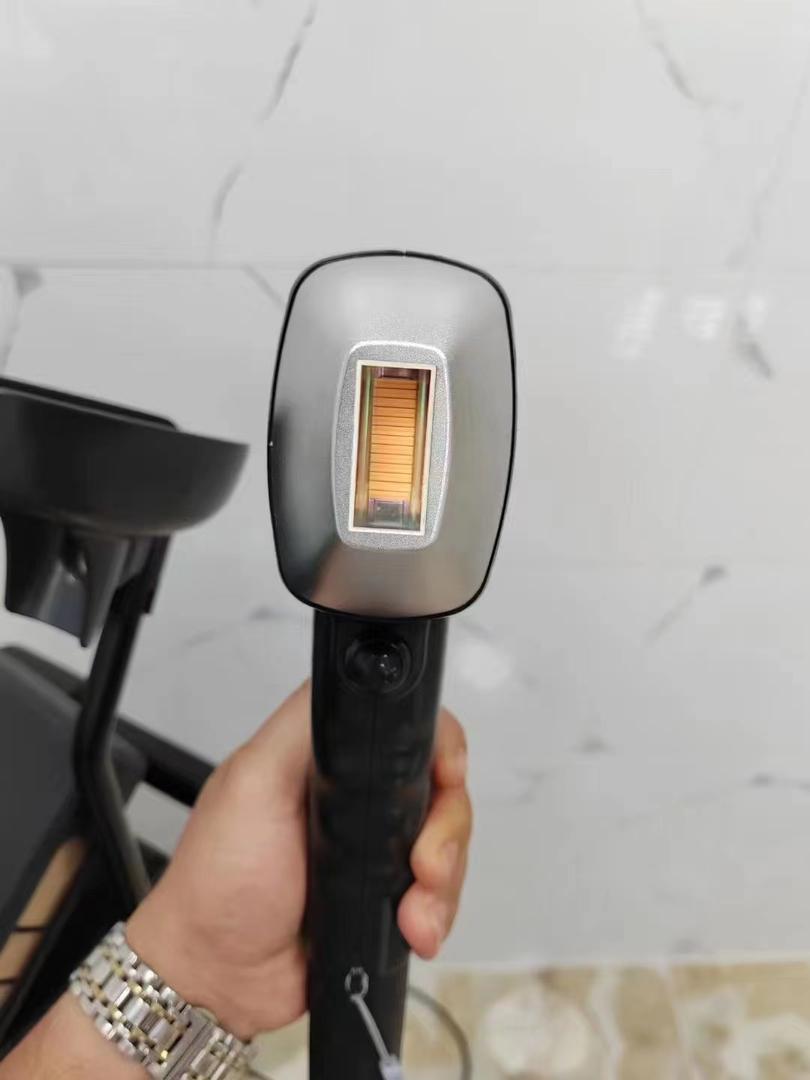 1200w-12bars-diode-laser-handle_副本