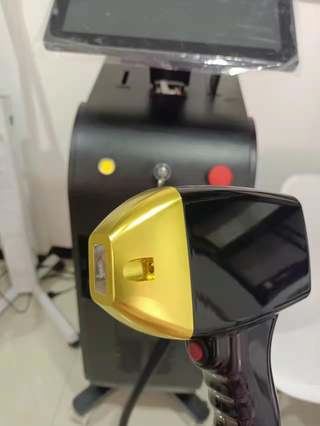 Hf4c61752e0134528b2a1bf7e2ee07b10E